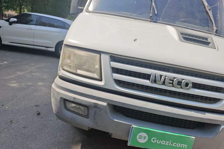 Used Iveco Daily 2014 2.5T-A35 NJ6484ACM47Z4 Right Front Headlight