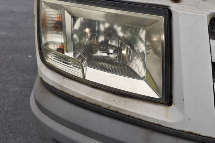 Used Iveco Daily 2014 2.5T-A35 NJ6484ACM47Z4 Right Front Headlight