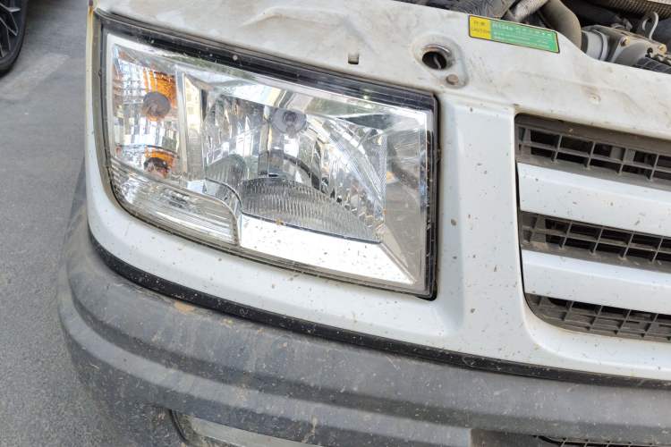 Used Iveco Daily 2014 2.5T-A35 NJ6484ACM47Z4 Right Front Headlight