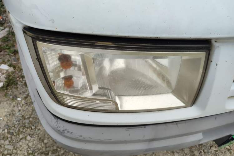 Used Iveco Daily 2014 2.5T-A35 NJ6484ACM47Z4 Right Front Headlight