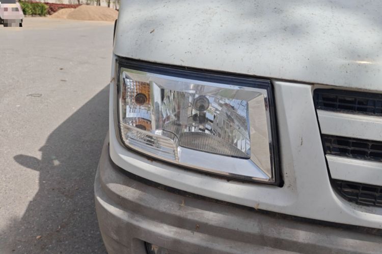 Used Iveco Daily 2014 2.5T-A35 NJ6485AC47Z4 Right Front Headlight