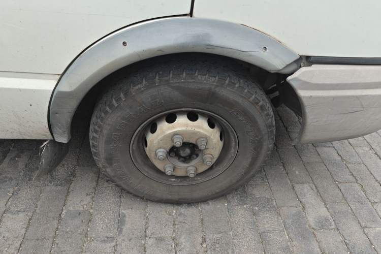 Used Iveco Daily 2014 2.5T-A35 NJ6484ACM47Z4 Right Front Wheel Hub