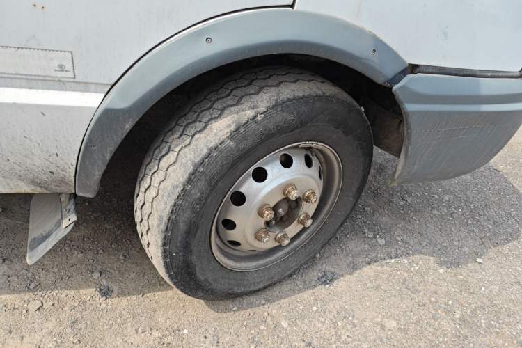 Used Iveco Daily 2014 2.8T-V35 NJ5044XXYQ3A43S4 Right Front Wheel Hub