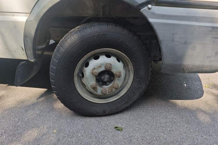 Used Iveco Daily 2014 2.5T-A35 NJ6484ACM47Z4 Right Front Wheel Hub