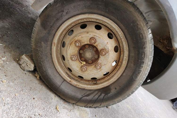 Used Iveco Daily 2014 2.5T-A35 NJ6484ACM47Z4 Right Front Wheel Hub