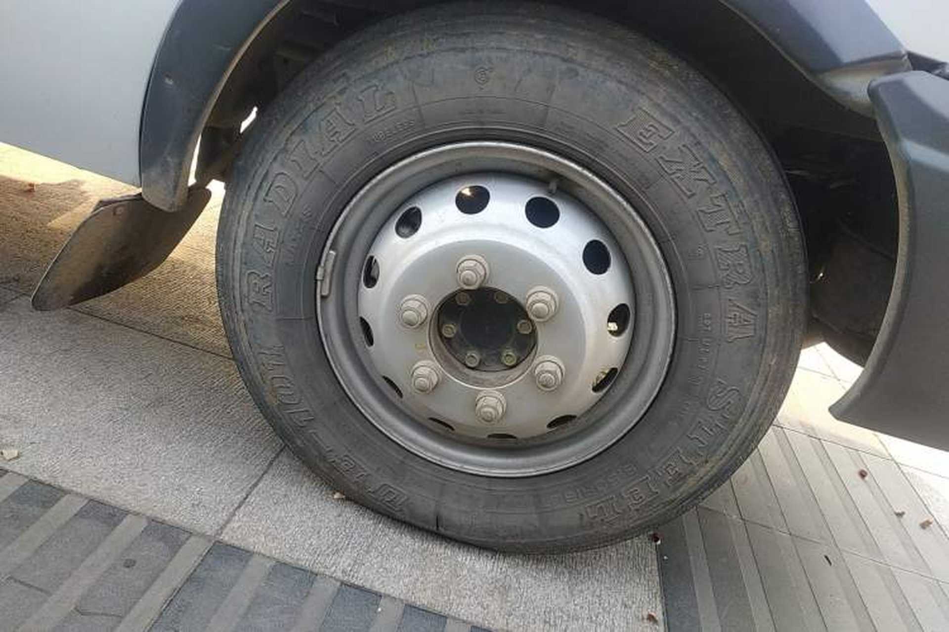 Used Iveco Daily 2014 2.5T-A35 NJ6484ACM47Z4 Right Front Wheel Hub