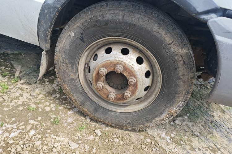 Used Iveco Daily 2014 2.5T-A35 NJ6485AC47Z4 Right Front Wheel Hub