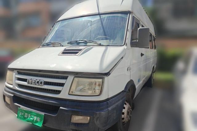 Used Iveco Daily 2014 2.8T-A35 NJ6495ACZ43S4