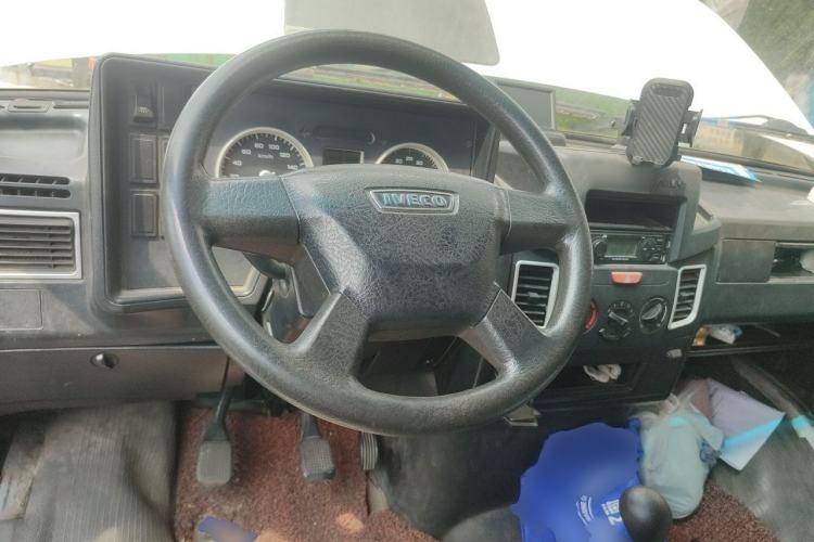 Used Iveco Daily 2014 2.8T-V35 NJ5044XXYQZA43S4 Steering Wheel