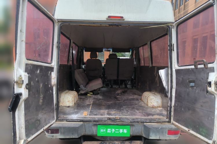 Used Iveco Daily 2014 2.5T-A35 NJ6484ACM47Z4 Trunk