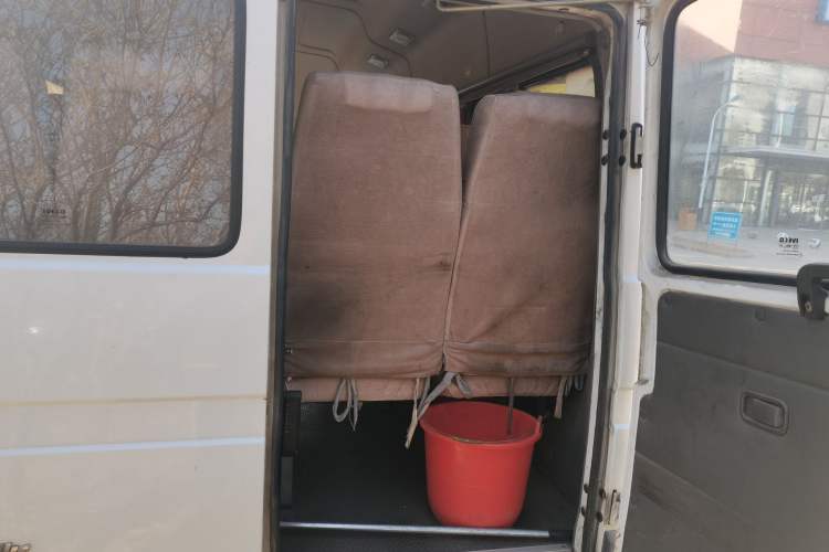 Used Iveco Daily 2014 2.8T - A40 NJ6604AC43S4 Trunk