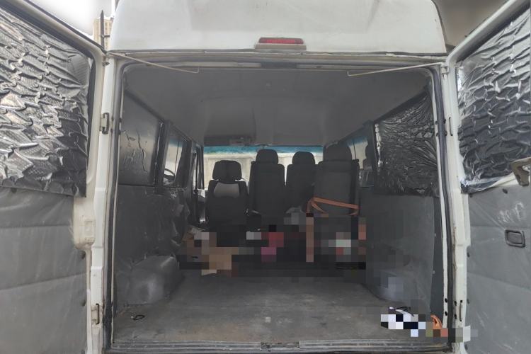 Used Iveco Daily 2014 2.5T-A35 NJ6484ACM47Z4 Trunk