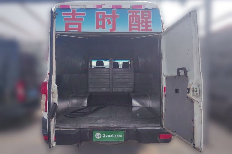 Used Iveco Daily 2014 2.8T-V40 NJ5044XXY3A43S4 Trunk