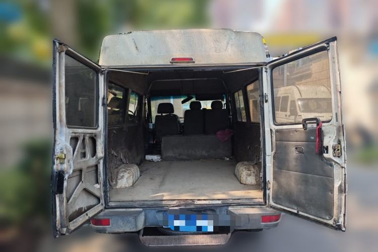 Used Iveco Daily 2014 2.5T-A35 NJ6484ACM47Z4 Trunk