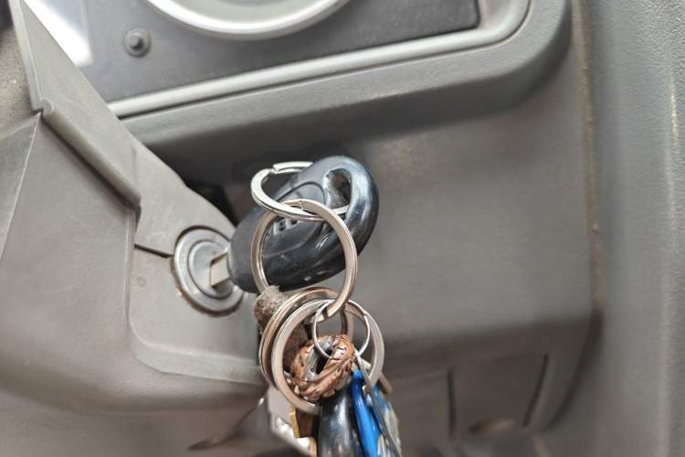 Used Iveco Daily 2014 2.5T-A35 NJ6484ACM47Z4 Vehicle Key