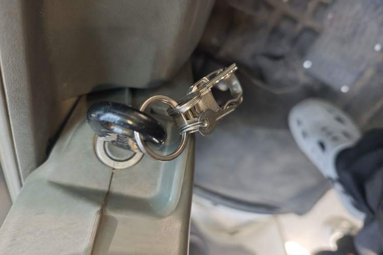 Used Iveco Daily 2014 2.5T-A35 NJ6484ACM47Z4 Vehicle Key