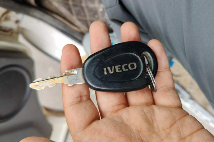 Used Iveco Daily 2014 2.5T-A35 NJ6484ACM47Z4 Vehicle Key