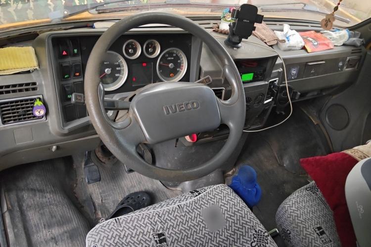 Used Iveco Daily  Center Console