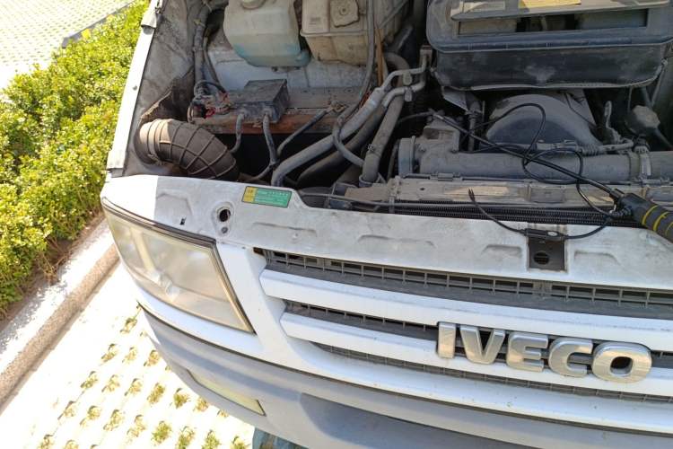 Used Iveco Daily  Engine Bay Right