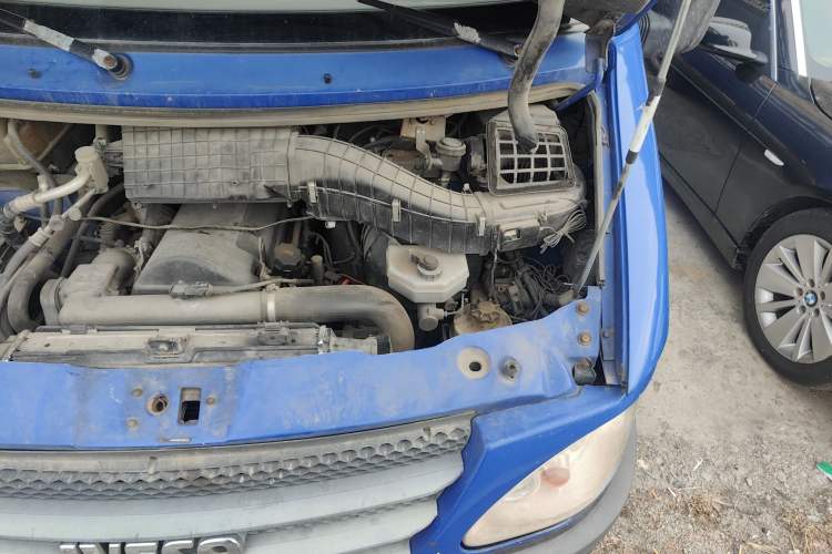 Used Iveco Daily  Engine Bay Left