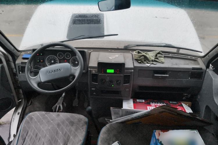 Used Iveco Daily  Center Console