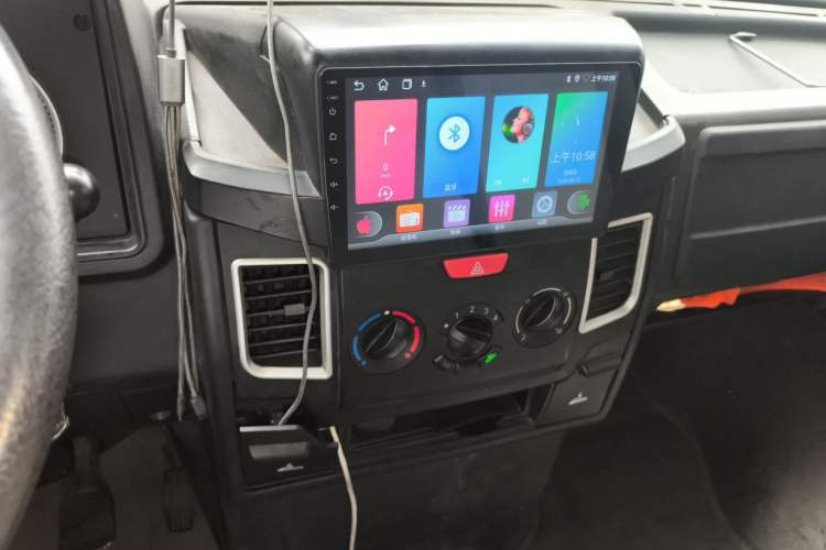 Used Iveco Daily 2017 2.5T A35 Passenger Van 5-7 Seats Model 47Z5 Audio And AC Panel