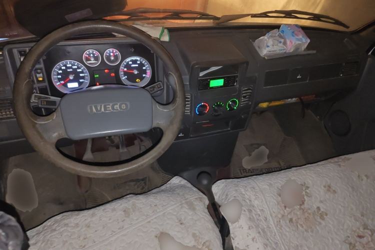 Used Iveco Daily  Center Console