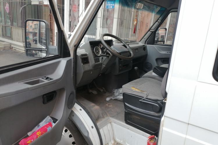 Used Iveco Daily 2017 2.5T A35 Low-Roof 5-7 Seater Passenger Van 47Z5 Driver Seat