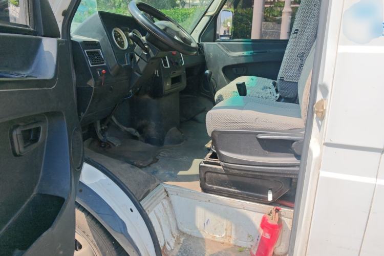 Used Iveco Daily 2017 2.5T A35 Low-Roof 5-7 Seater Passenger Van 47Z5 Driver Seat