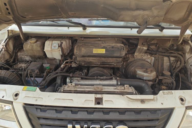 Used Iveco Daily 2017 2.5T A40 Passenger Van 7 Seats Model 47Z5 Engine Bay