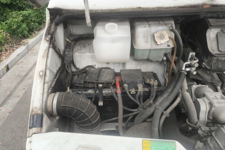 Used Iveco Daily 2017 2.5T A35 Passenger Van 5-7 Seats Model 47Z5 Engine Bay Right