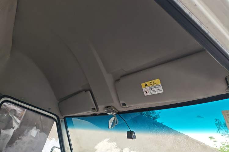 Used Iveco Daily 2017 2.5T A35 Low-Roof 5-7 Seater Passenger Van 47Z5 Headliner