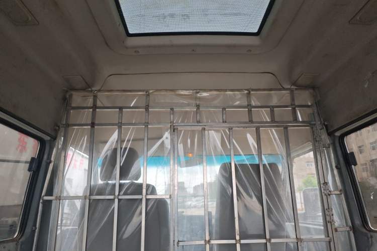 Used Iveco Daily 2017 2.5T A35 Passenger Van 5-7 Seats Model 47Z5 Headliner
