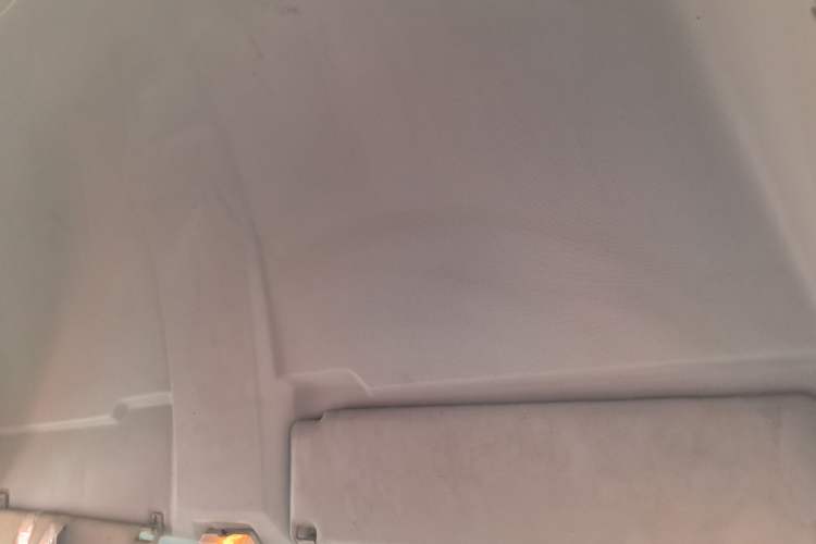 Used Iveco Daily 2017 2.8T V35 Cargo Van Mid-Roof 3/6 Seats 43S5 Headliner