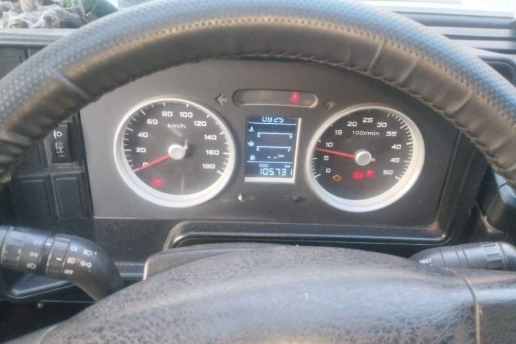 Used Iveco Daily 2017 2.5T A35 Passenger Van 5-7 Seats Model 47Z5 Instrument Cluster