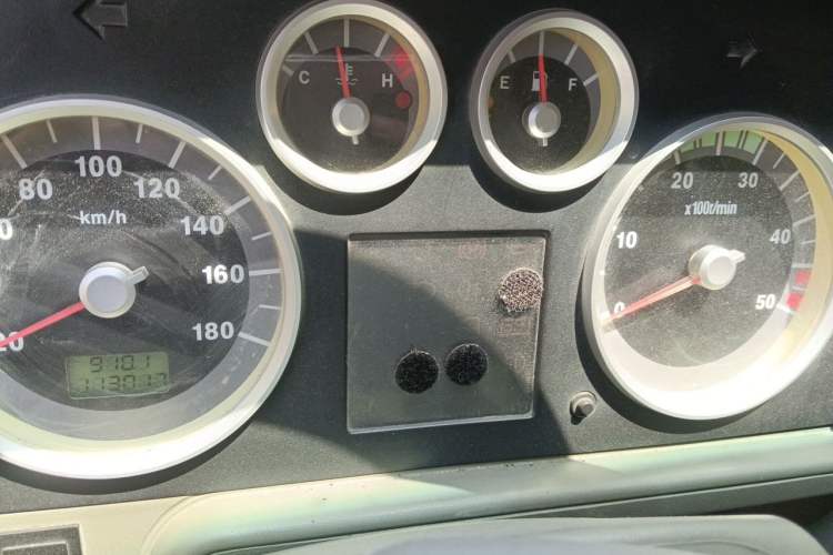 Used Iveco Daily 2017 2.5T A35 Passenger Van 5-7 Seats Model 47Z5 Instrument Cluster