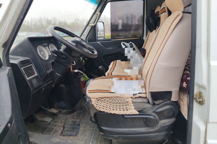 Used Iveco Daily 2017 2.5T A35 Passenger Van 5-7 Seats Model 47Z5 Left Front Seat