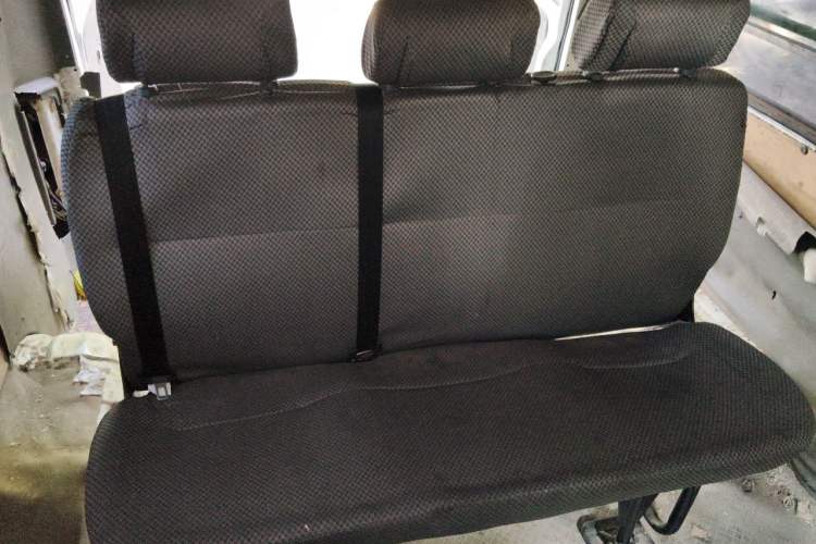 Used Iveco Daily 2017 2.5T A35 Passenger Van 5-7 Seats Model 47Z5 Left Rear Seat