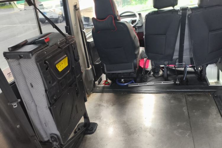 Used Iveco Daily 2017 2.5T A35 Low-Roof 5-7 Seater Passenger Van 47Z5 Left Rear Seat