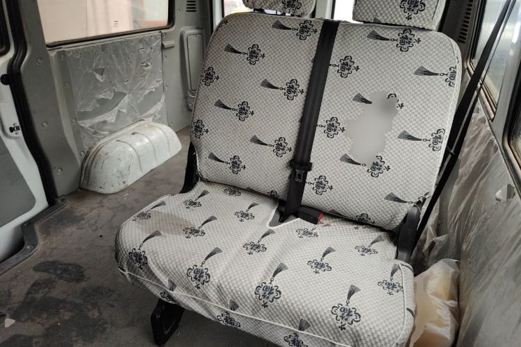 Used Iveco Daily 2017 2.5T A35 Passenger Van 5-7 Seats Model 47Z5 Left Rear Seat