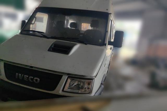 Used Iveco Daily 2017 2.5T A35 Passenger Van 5-7 Seats Model 47Z5