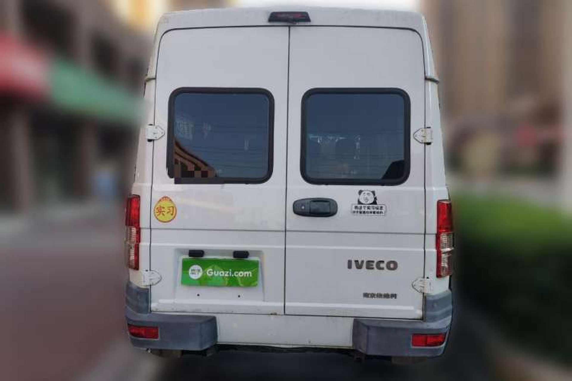 Used Iveco Daily 2017 2.5T A35 Passenger Van 5-7 Seats Model 47Z5 Rear