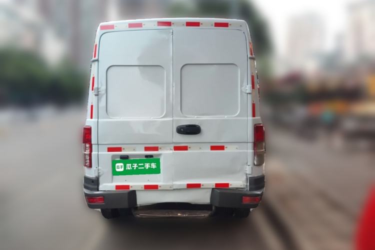 Used Iveco Daily 2017 2.8T V35 Box Truck 3 Seats 43S5 Rear