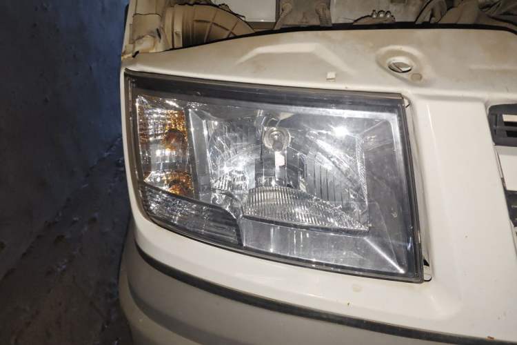 Used Iveco Daily  Right Front Headlight