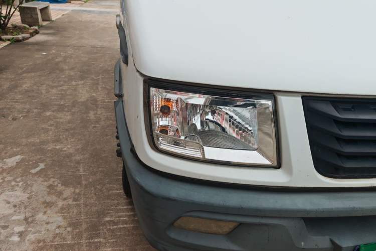 Used Iveco Daily  Right Front Headlight