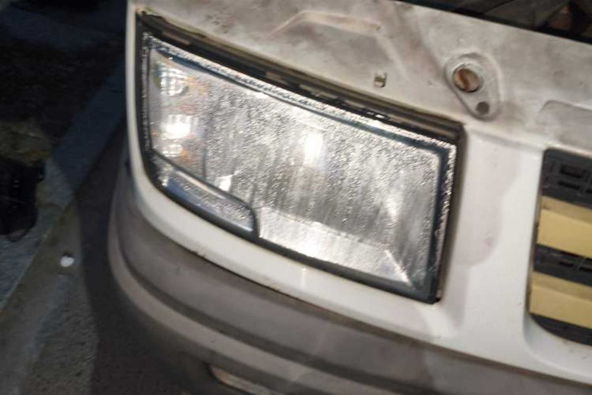 Used Iveco Daily 2017 2.5T A35 Passenger Van 5-7 Seats Model 47Z5 Right Front Headlight