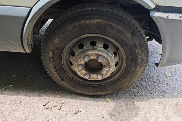 Used Iveco Daily  Right Front Wheel Hub