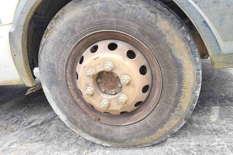 Used Iveco Daily  Right Front Wheel Hub
