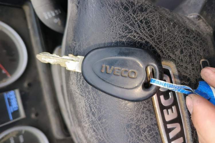 Used Iveco Daily 2017 2.5T A35 Passenger Van 5-7 Seats Model 47Z5 Vehicle Key