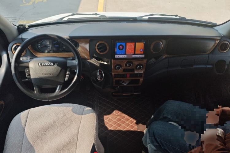 Used Iveco Daily  Center Console